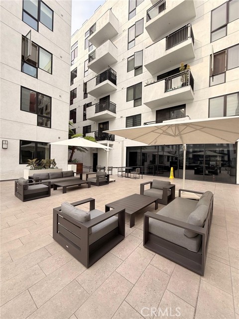 Detail Gallery Image 5 of 40 For 1234 Wilshire #233,  Los Angeles,  CA 90017 - 1 Beds | 1 Baths