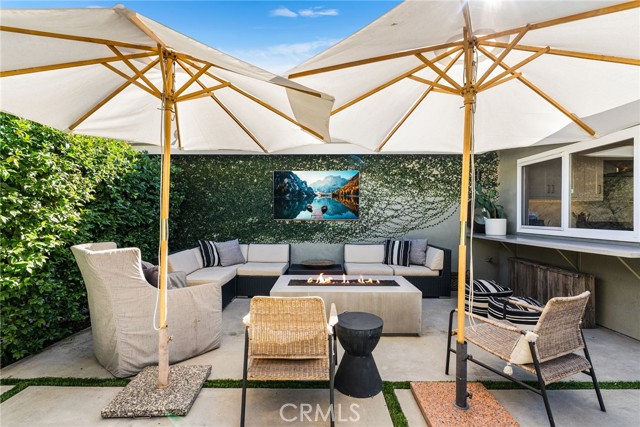 Detail Gallery Image 13 of 29 For 17601 Sherbrook Dr, Tustin,  CA 92780 - 3 Beds | 2/1 Baths