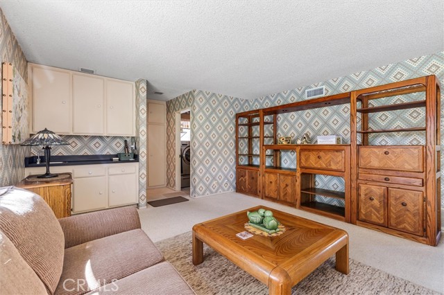 Detail Gallery Image 19 of 39 For 4466 Rainbow Ln, Yorba Linda,  CA 92886 - 4 Beds | 2/1 Baths