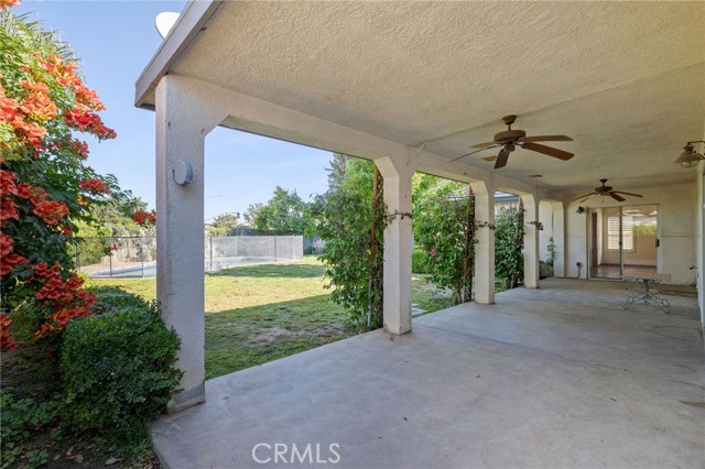 631 Faversham Way, Bakersfield CA: https://media.crmls.org/medias/6c8feb6b-71fa-4c69-93bf-094c4f60f26d.jpg
