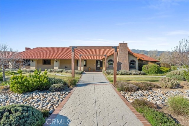Detail Gallery Image 10 of 73 For 28601 Cumberland Rd, Tehachapi,  CA 93561 - 5 Beds | 4 Baths