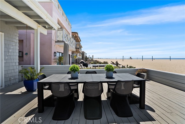 Detail Gallery Image 37 of 48 For 7008 W Oceanfront, Newport Beach,  CA 92663 - 5 Beds | 3/1 Baths