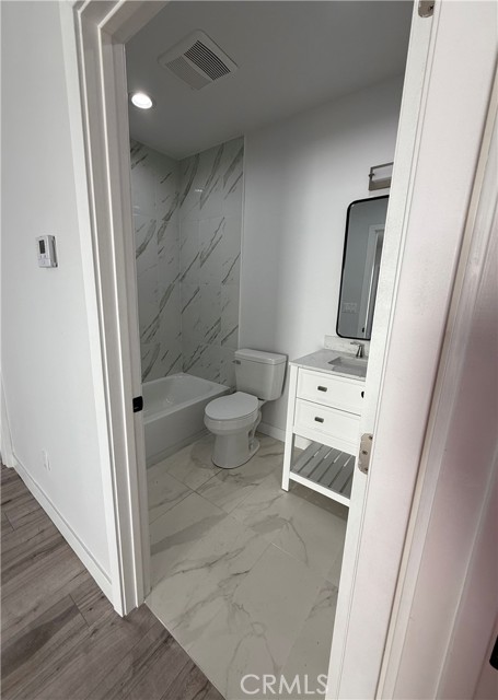 Detail Gallery Image 6 of 8 For 7832 Fulton Ave, North Hollywood,  CA 91605 - 3 Beds | 2 Baths