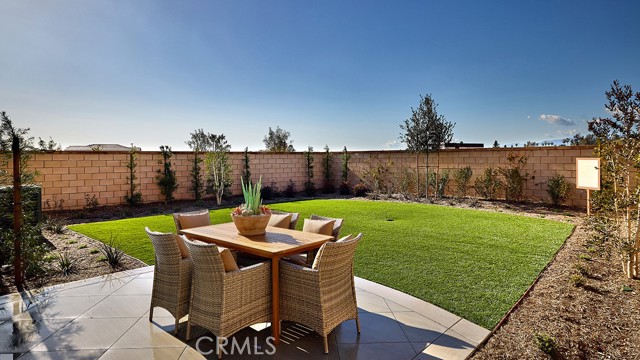 Detail Gallery Image 18 of 20 For 8217 Perada St, Jurupa Valley,  CA 92509 - 4 Beds | 3 Baths