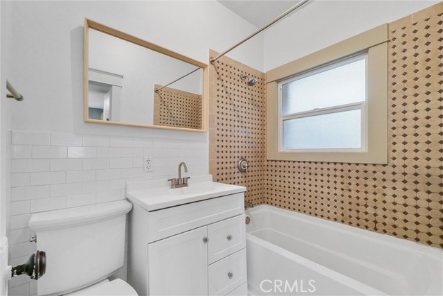 Detail Gallery Image 18 of 35 For 800 Pacific Ave #110,  Long Beach,  CA 90813 - 1 Beds | 1 Baths