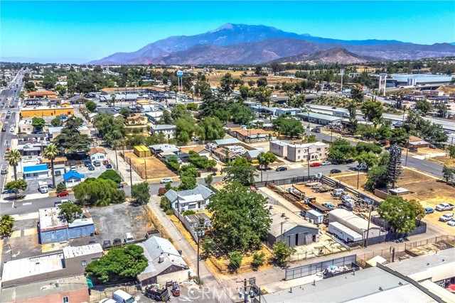 559 Edgar Avenue, Beaumont, California 92223, ,Commercial Sale,For Sale,559 Edgar Avenue,CRIG25155601