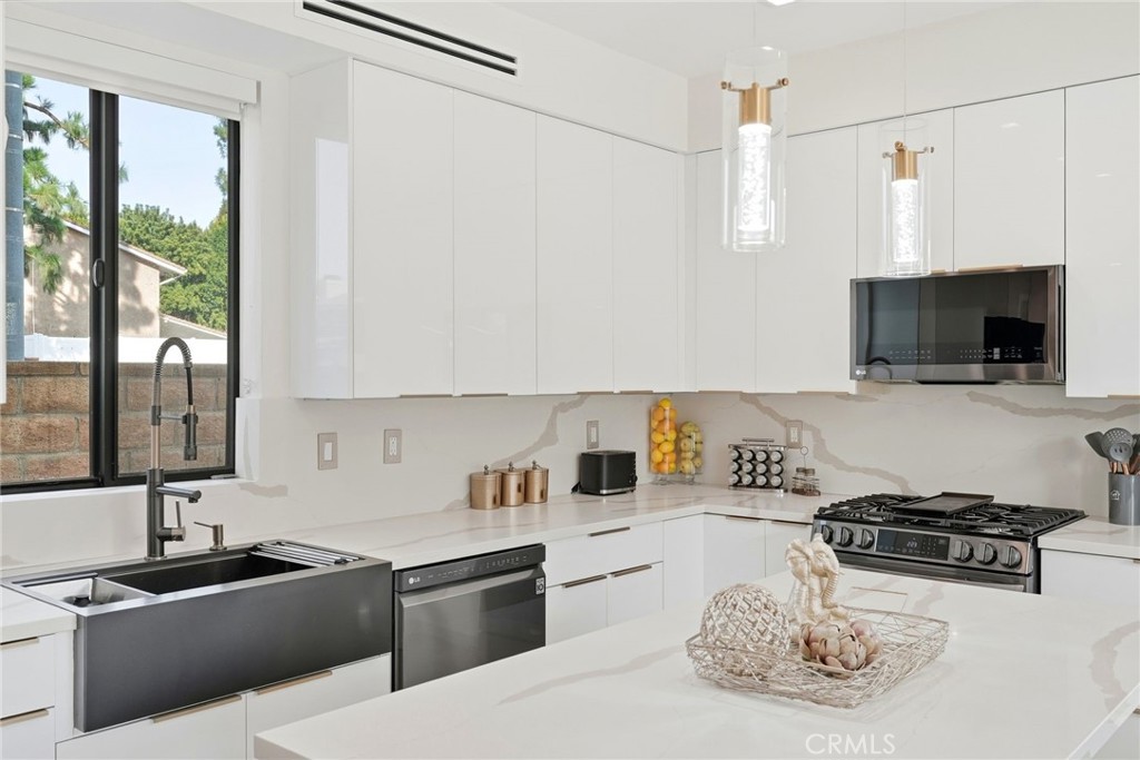 MLS #BB25259496 image #52