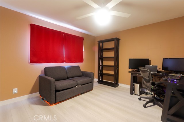 2616 Voorhees Avenue, Redondo Beach CA: https://media.crmls.org/medias/6c94ecff-d1a5-406a-ab28-d03747f8a2a2.jpg