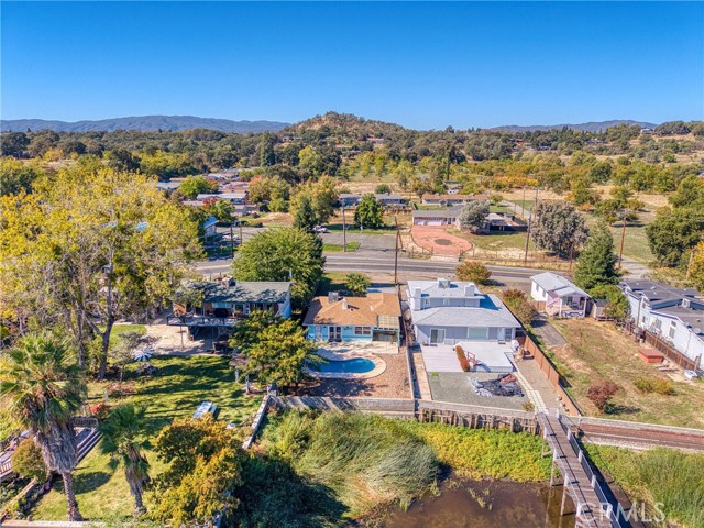 Detail Gallery Image 32 of 40 For 2942 Lakeshore Bld, Lakeport,  CA 95453 - 2 Beds | 1 Baths