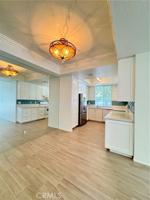 401 S El Cielo #212, Palm Springs, CA 92262