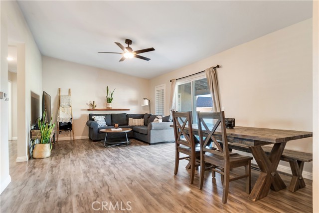 33278 Colorado, Yucaipa CA: https://media.crmls.org/medias/6c96754b-bb45-4749-a5a0-ee5781129cbb.jpg