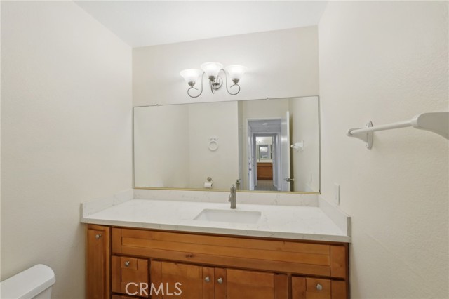 Detail Gallery Image 10 of 25 For 729 La Loma Ln, Corona,  CA 92879 - 4 Beds | 2/1 Baths