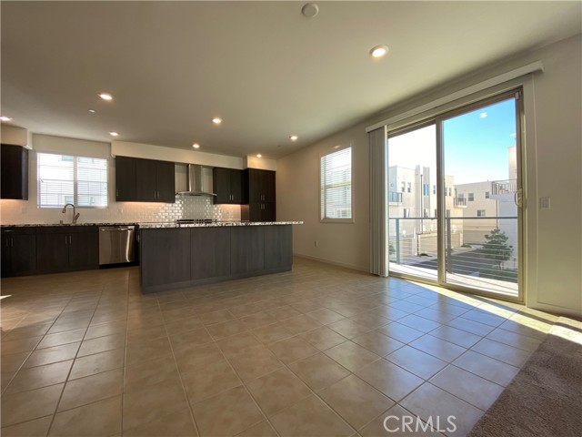 Detail Gallery Image 12 of 41 For 179 Cadence, Irvine,  CA 92618 - 3 Beds | 3/1 Baths