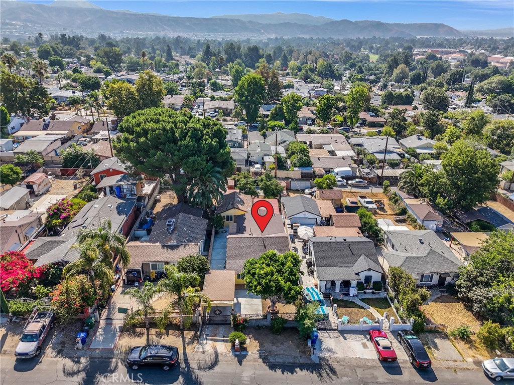 https://media.crmls.org/medias/6c97d005-cd50-4db5-b3eb-edfe00635c6f.jpg?preset=X-Large