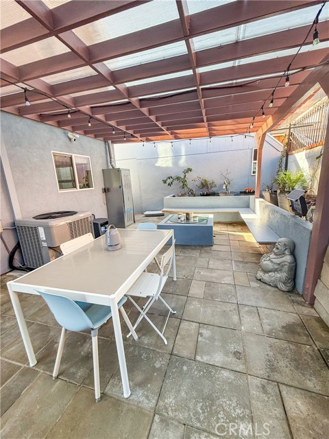 Detail Gallery Image 43 of 45 For 1519 W 37th Pl, Los Angeles,  CA 90018 - 3 Beds | 2/1 Baths