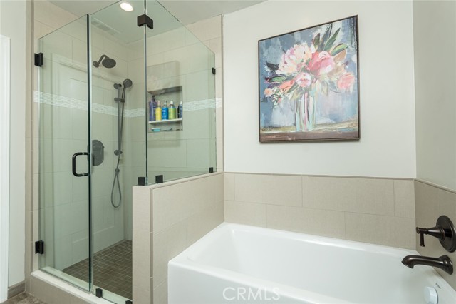 Detail Gallery Image 32 of 58 For 529 Eton Dr., Burbank,  CA 91504 - 3 Beds | 2 Baths