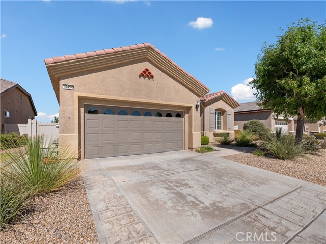 Detail Gallery Image 2 of 28 For 10454 Wilmington Ln, Apple Valley,  CA 92308 - 2 Beds | 2 Baths