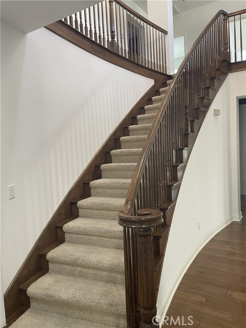 Detail Gallery Image 26 of 55 For 26958 Timberline Ter, Valencia,  CA 91381 - 5 Beds | 4/1 Baths