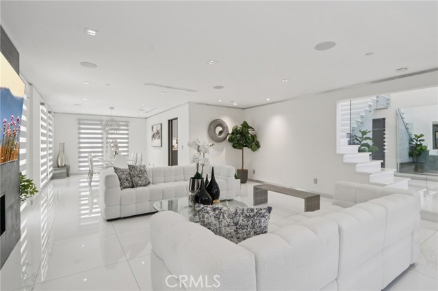 Detail Gallery Image 12 of 73 For 23670 Park Andorra, Calabasas,  CA 91302 - 4 Beds | 4/1 Baths