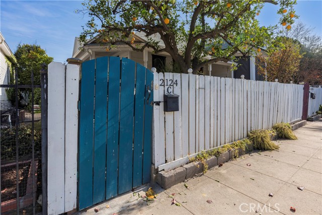 Detail Gallery Image 15 of 32 For 2124 E, Bakersfield,  CA 93301 - – Beds | – Baths