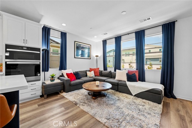 181 Moonflower Road, Rancho Mission Viejo CA: https://media.crmls.org/medias/6c9b009e-6228-4640-91ee-6438fde1a013.jpg