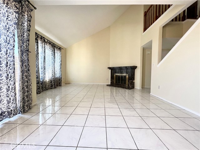 Detail Gallery Image 7 of 37 For 13946 Sandy Way 26a,  Garden Grove,  CA 92844 - 3 Beds | 2/1 Baths