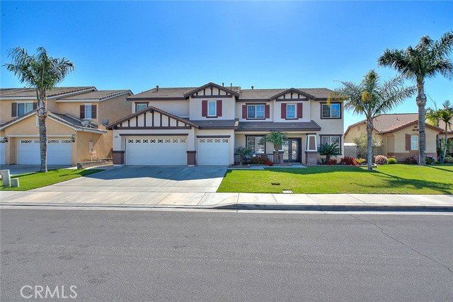 Detail Gallery Image 2 of 68 For 6681 Moonriver St, Corona,  CA 91752 - 5 Beds | 3/1 Baths