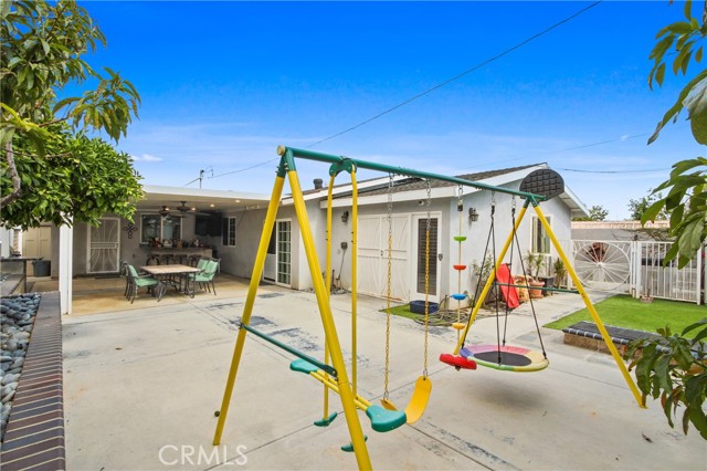 10301 Rhiems Road, Anaheim CA: https://media.crmls.org/medias/6c9b2fb2-330a-4d8b-89ae-ae3e71615d9b.jpg