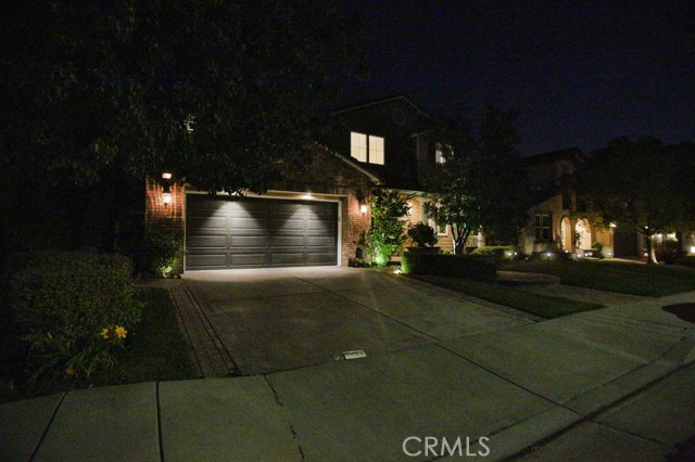Image 6 of 72 For 2483 Highwood Road