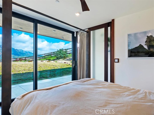 Detail Gallery Image 26 of 62 For 10875 Pacific View Dr, Malibu,  CA 90265 - 2 Beds | 2 Baths