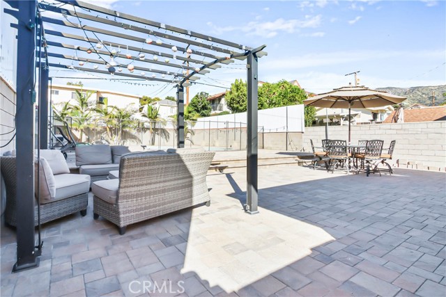 Detail Gallery Image 22 of 26 For 721 E Elmwood, Burbank,  CA 91501 - 3 Beds | 2 Baths