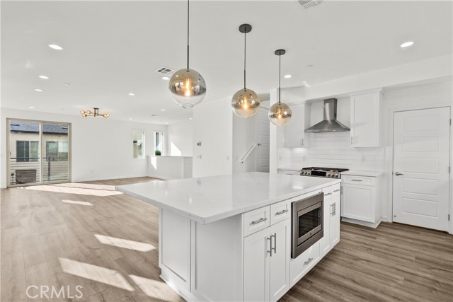 Detail Gallery Image 36 of 56 For 19542 Empire Ln, Northridge,  CA 91324 - 4 Beds | 4 Baths