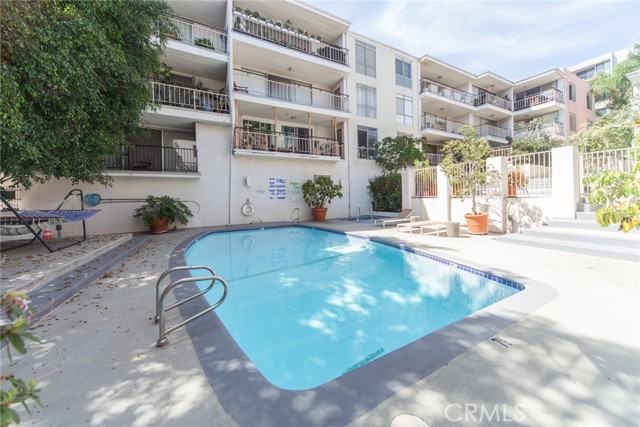 Detail Gallery Image 12 of 12 For 7260 Hillside, Los Angeles,  CA 90046 - 1 Beds | 2 Baths