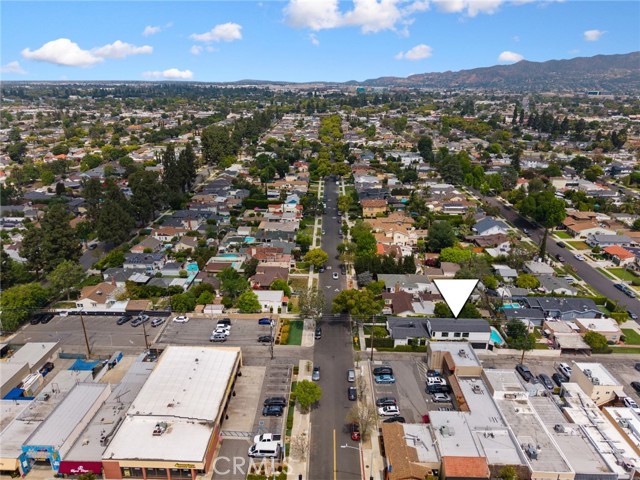 914 N Catalina Street, Burbank CA: https://media.crmls.org/medias/6c9d25d2-849c-4cc8-a94a-055ed0e33a12.jpg