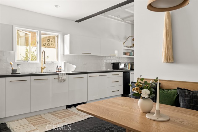 Detail Gallery Image 16 of 50 For 5115 Los Feliz Bld, Los Angeles,  CA 90027 - 4 Beds | 4/1 Baths