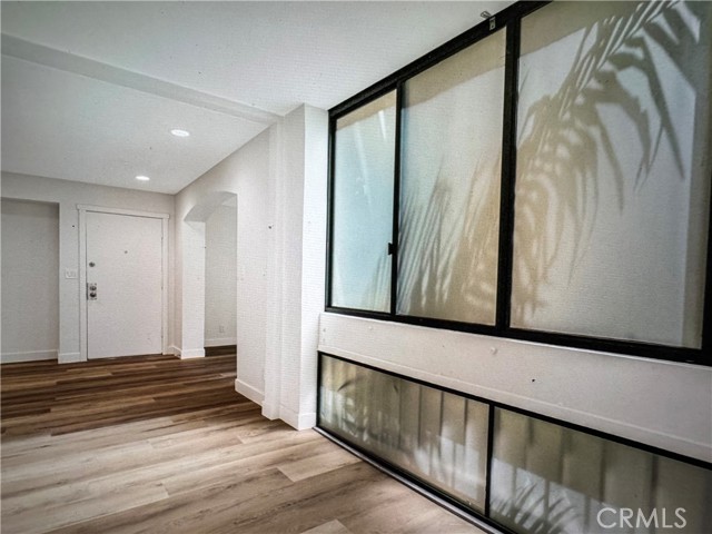 Detail Gallery Image 14 of 19 For 750 N Kings Rd #105,  West Hollywood,  CA 90069 - 1 Beds | 1 Baths