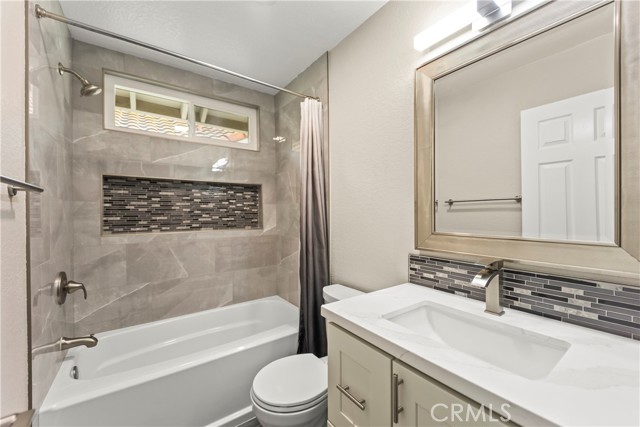 Detail Gallery Image 21 of 31 For 17 Los Abitos, Rancho Santa Margarita,  CA 92688 - 3 Beds | 2/1 Baths