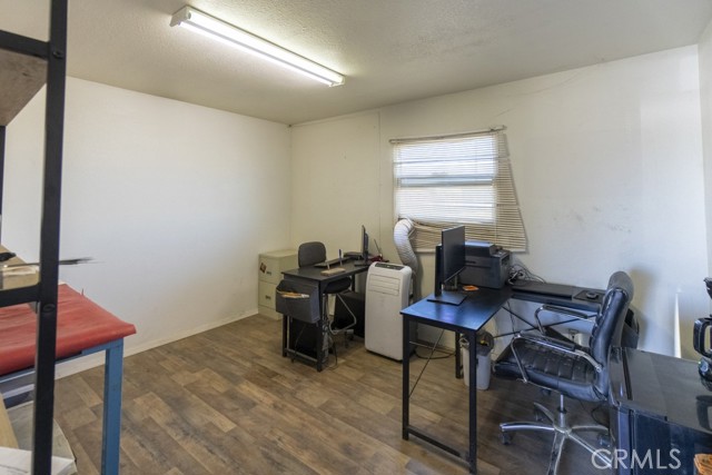 42052 3rd Street, Lancaster, California 93535, ,Commercial Lease,For Rent,42052 3rd Street,CRBB24251746
