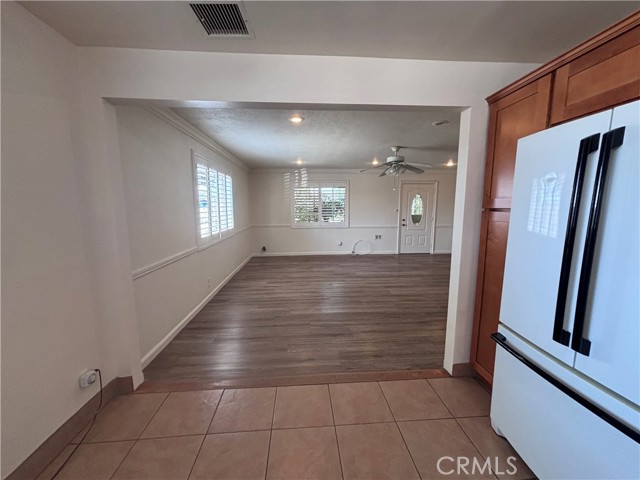 Detail Gallery Image 9 of 30 For 400 N Virginia Ave, Azusa,  CA 91702 - 2 Beds | 1 Baths