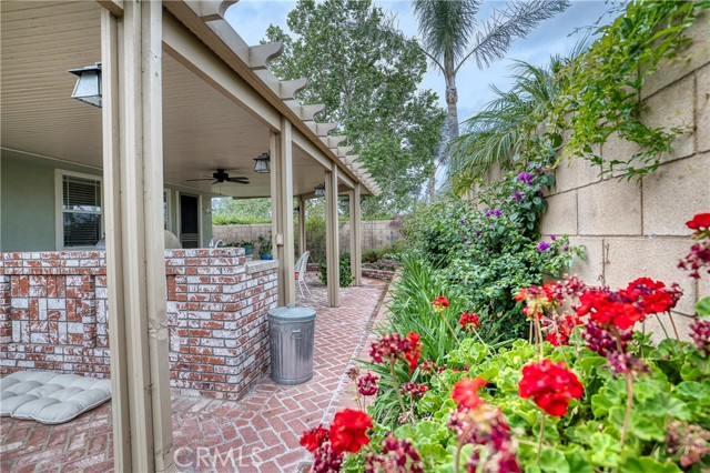 Detail Gallery Image 11 of 64 For 14616 Meadowbrook Lane, Corona,  CA 92880 - 4 Beds | 2/1 Baths