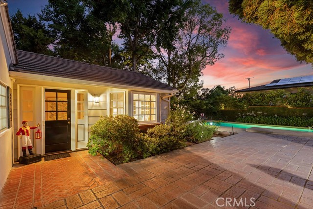 408 Oxford Drive, Arcadia CA: https://media.crmls.org/medias/6ca02f8d-9368-4871-9e0e-8afb4db7737a.jpg