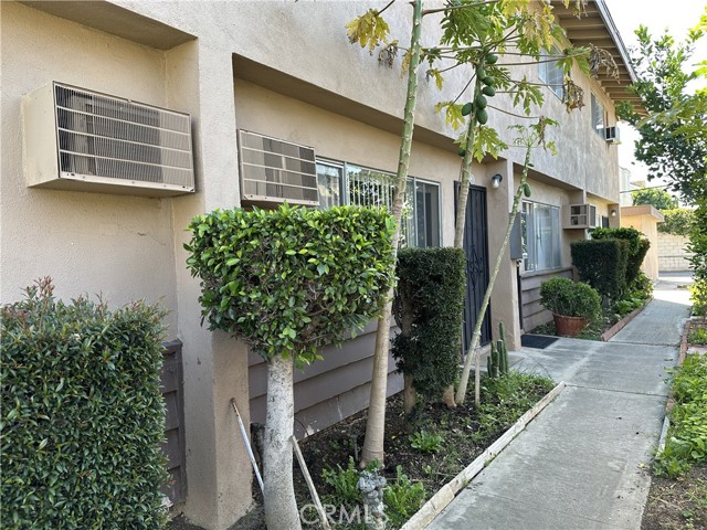 Detail Gallery Image 2 of 7 For 10322 Park, Garden Grove,  CA 92840 - – Beds | – Baths