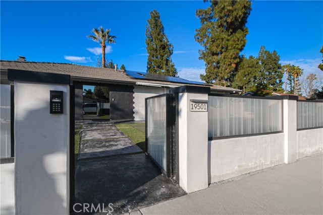 Detail Gallery Image 7 of 59 For 19501 Vintage St, Northridge,  CA 91324 - 7 Beds | 6 Baths