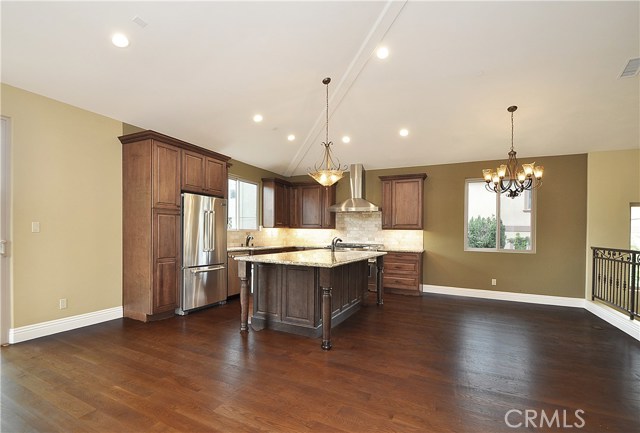 519 Lucia, Redondo Beach, California 90277, 4 Bedrooms Bedrooms, ,2 BathroomsBathrooms,Residential,Sold,Lucia,SB17035897