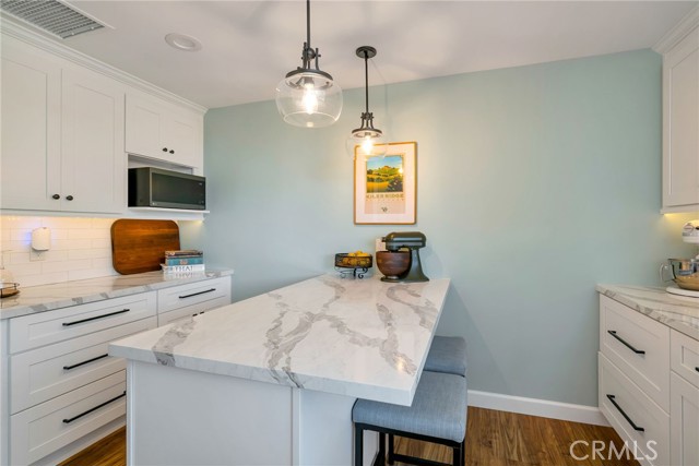 Detail Gallery Image 6 of 29 For 1655 Clark Ave. #126,  Long Beach,  CA 90815 - 2 Beds | 2 Baths