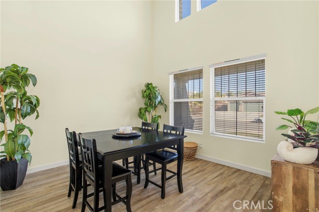 Detail Gallery Image 7 of 53 For 9579 Estrella Hills St, Riverside,  CA 92508 - 6 Beds | 4/1 Baths