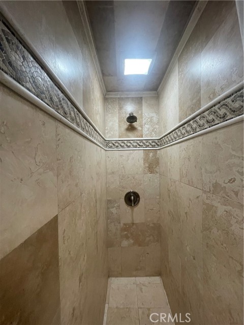 Detail Gallery Image 15 of 16 For 528 Cherry #B,  Long Beach,  CA 90802 - 1 Beds | 1 Baths