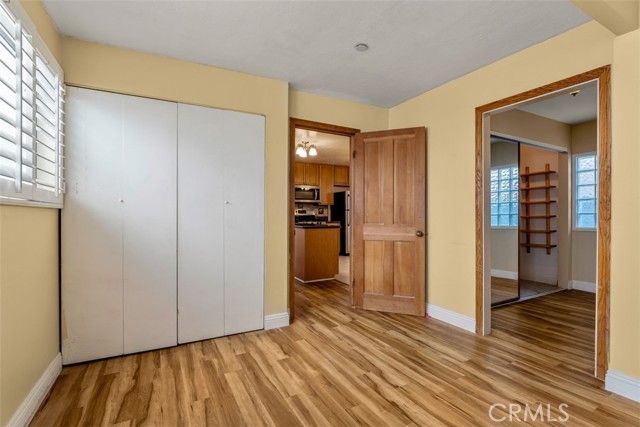 55 B Surfside Avenue, Surfside CA: https://media.crmls.org/medias/6ca15241-a971-4ce5-ae97-9c27086eead8.jpg