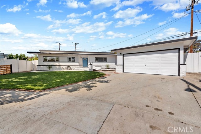 Detail Gallery Image 2 of 31 For 10607 La Alba Dr, Whittier,  CA 90603 - 4 Beds | 2 Baths