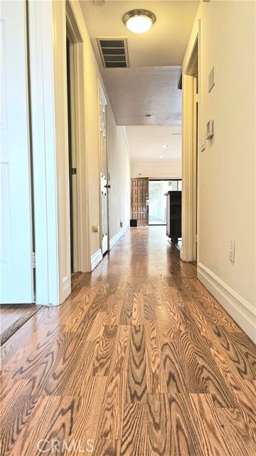 Detail Gallery Image 5 of 22 For 11620 Warner Ave #624,  Fountain Valley,  CA 92708 - 2 Beds | 2 Baths
